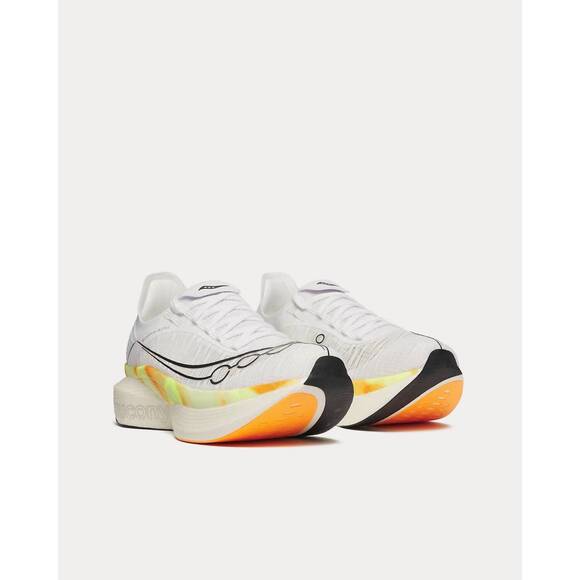 NEW SAUCONY men's endorphin elite 2 shoe in white/peel